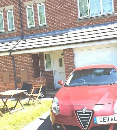 Konukevi Chan's Springfield 3*