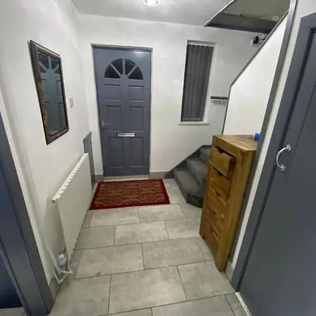 Guest house Aylesbury Dwelling