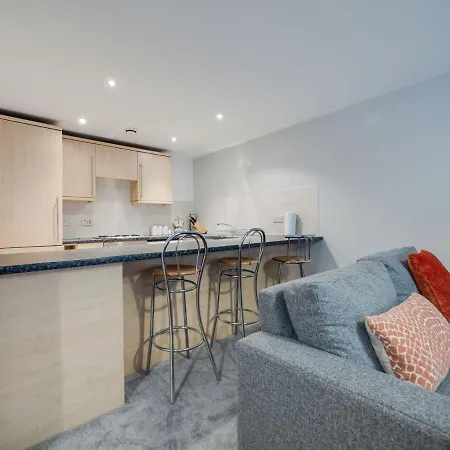 Apartment Pass The Keys Spacious With Parking Manchester