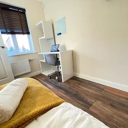Chic Townhouse Near Old Trafford マンチェスター