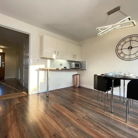 Chic Townhouse Near Old Trafford マンチェスター