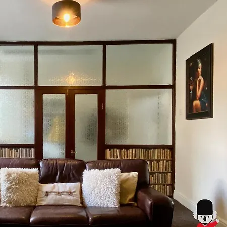 Апартаменты Kozyguru Ancoats Character 2Bedroom 3Beds Apt- Minutes From City Centre Uman046 Манчестер