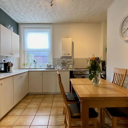 Апартаменты Kozyguru Ancoats Character 2Bedroom 3Beds Apt- Minutes From City Centre Uman046 Манчестер