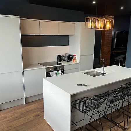 Swan Street Townhouse Hot Tub & Roof Terrace Manchester