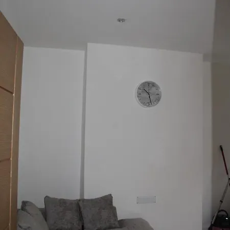 Beautiful, Spacious, Old Trafford בית נופש *