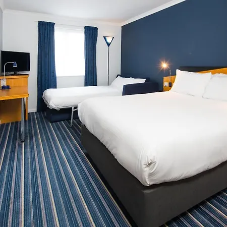 Hotel Express East By Ihg