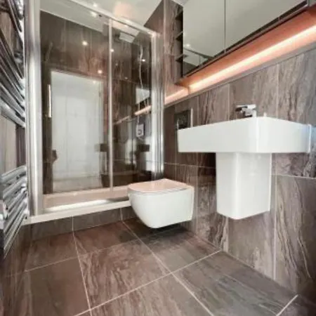 Brand New Luxury Centre 2 Bed Skyline Views Apartment Manchester