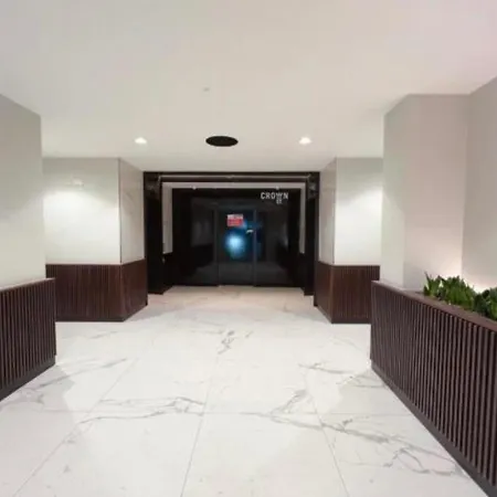 Brand New Luxury Centre 2 Bed Skyline Views *