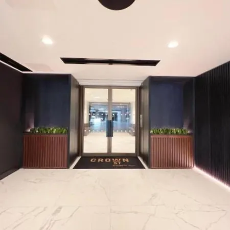 Apartment Brand New Luxury Centre 2 Bed Skyline Views