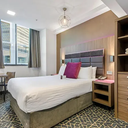 Lägenhetshotell Roomzzz Victoria