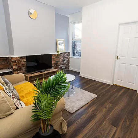 בית נופש M18 Abbey Hey מנצ'סטר