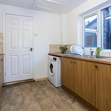 Holiday home M18 Abbey Hey Manchester