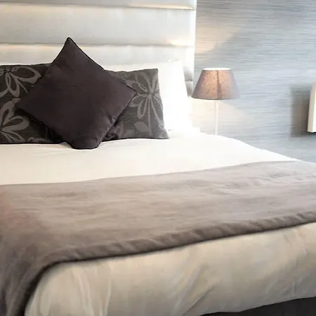 Apart-hotel Church Street By Supercity 4*