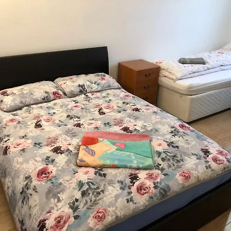 Feriehus Town House Near Piccadilly Train Station *