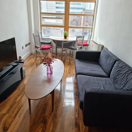 City View 2-Bed Apartment In Manchester 아파트