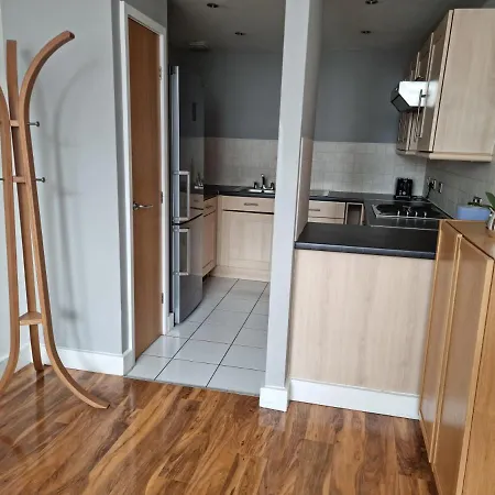 City View 2-Bed Apartment In Manchester *