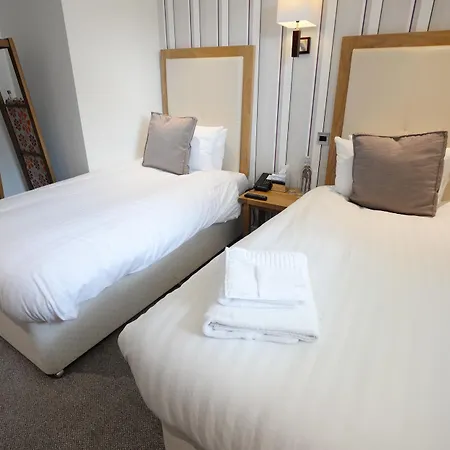 The Waterside And Leisure Club Otel 3*