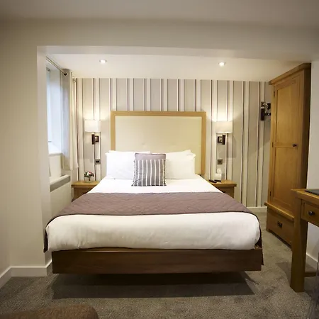The Waterside And Leisure Club Otel 3*