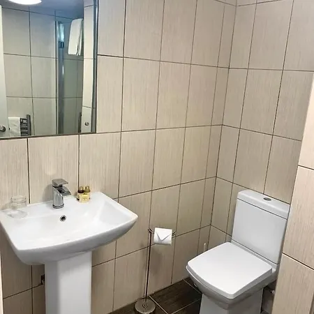 Fairways & Leisure Club Hotel
