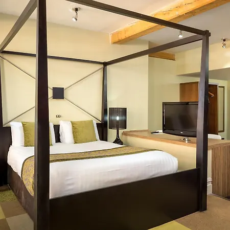 Roomzzz 4* Manchester