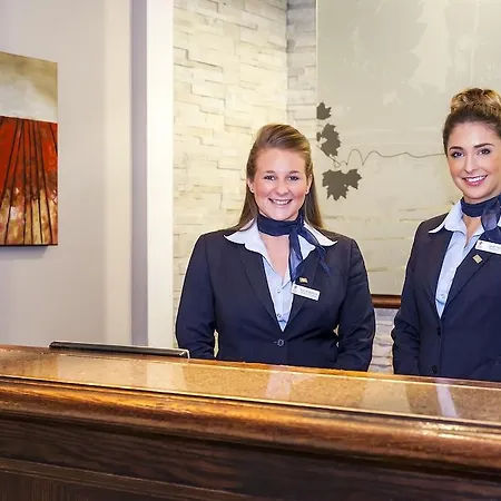 Western Pinewood Manchester Airport-wilmslow 4*