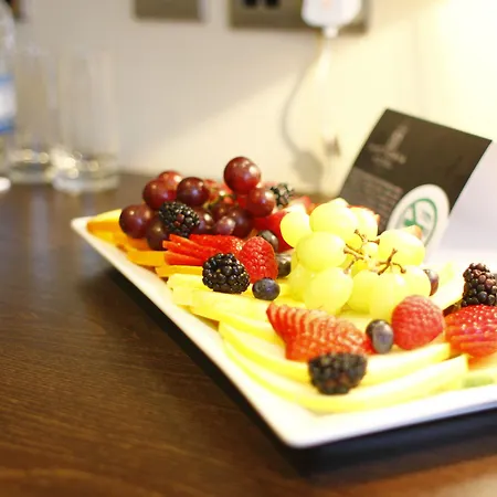The Victoria Manchester By Compass Hospitality 3* Oldham