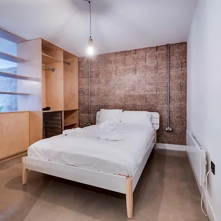 Pass The Keys Modern Studio Apartment Manchester * Манчестер