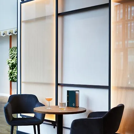 Hyatt Regency 4*