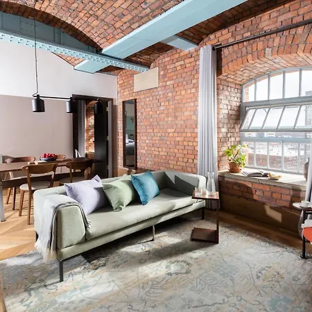 Native Aparthotel 4*