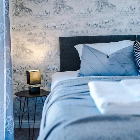 Holiday home Rest&recharge At Ridgefield House