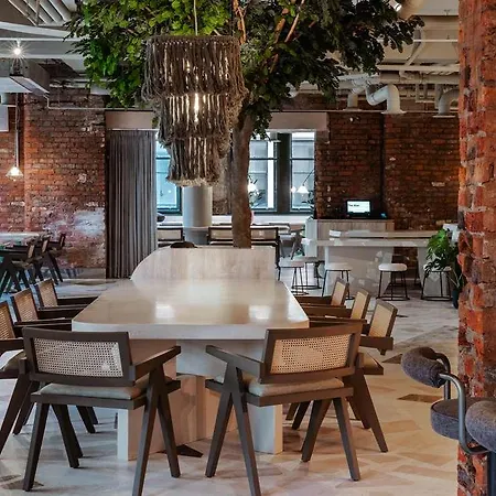 The Alan 4* Manchester