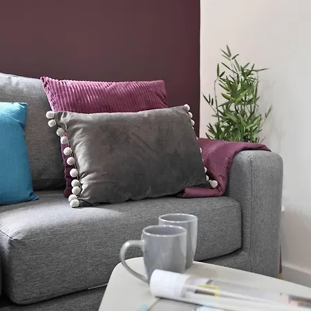 Stunning 4-Bed House In Manchester * Manchester