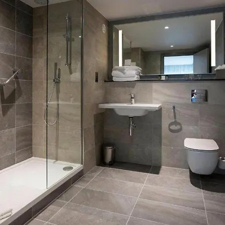 Maldron Centre Отель 4*