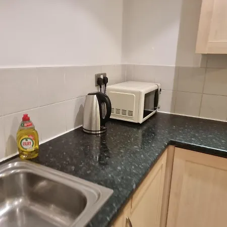 Captivating 2-Bed Apartment In Manchester