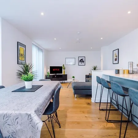 Hilltop Serviced - Piccadilly Apartament Manchester