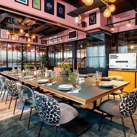Yotel Deansgate Манчестер