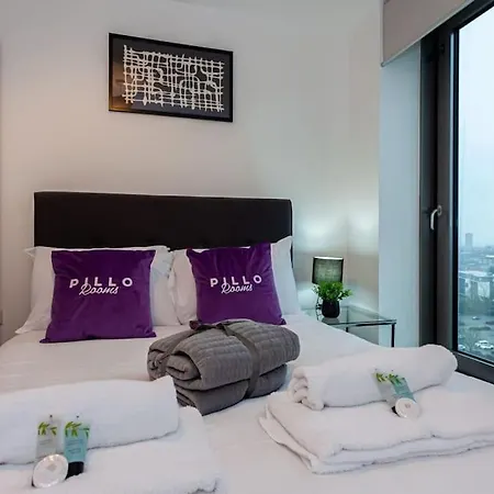 Lägenhet Cosy And Modern Media City Two Bedroom Apartment With Free Parking And Access To Gym & Cinema Room *