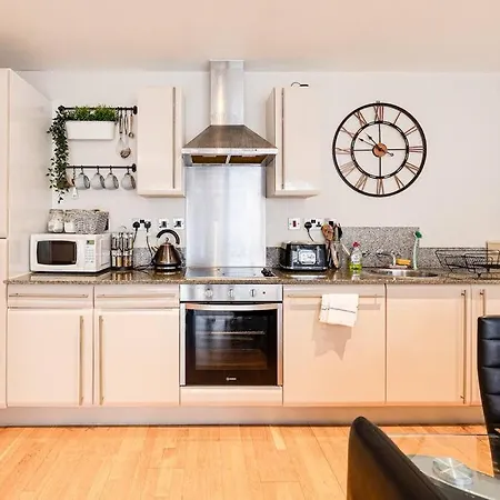 Appartement Apt In With Secure Parking Manchester
