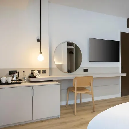 Leonardo Piccadilly 4* Манчестер