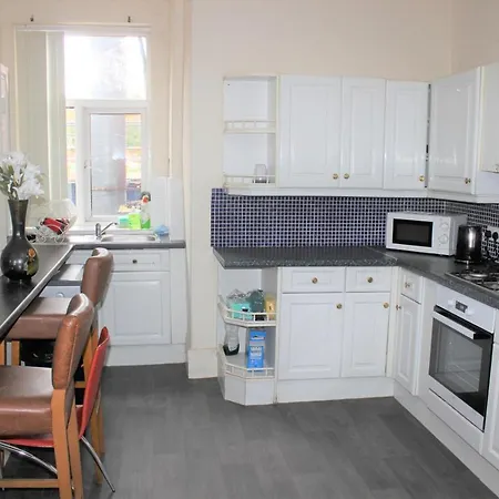 Single In A Shared Flat With Own Toilet Privat bolig