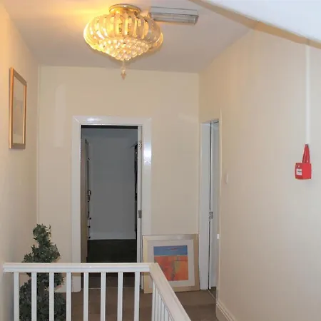 Privat bolig Single In A Shared Flat With Own Toilet Manchester