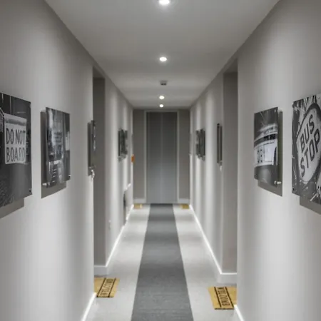 Apartment Mujo Short Stay 2 Bedroom Apartment *