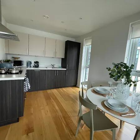 Apartamento Salford Central - Luxury By Mgroupsa *