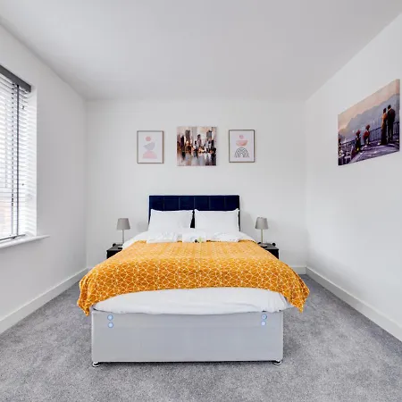Pass The Keys Modern 2 Bedroom Home In Manchester *