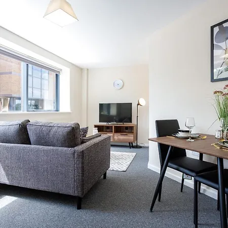 Stylish And Modern 1 Bedroom