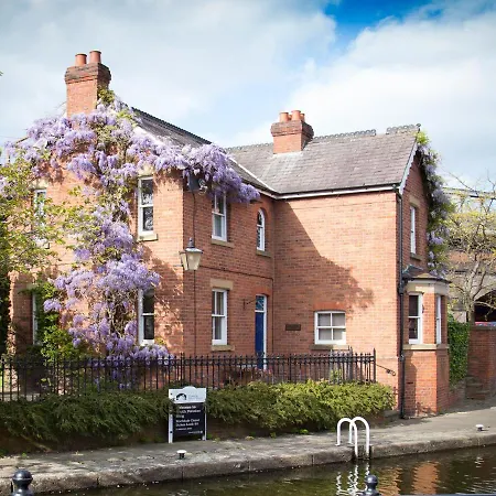 Lock Keepers - Detached House In The Holiday home