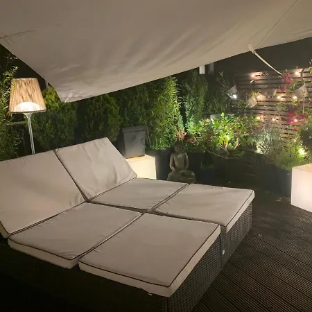 Contemporary Ancoats Penthouse With Large Private Terrace And Hot Tub Konukevi