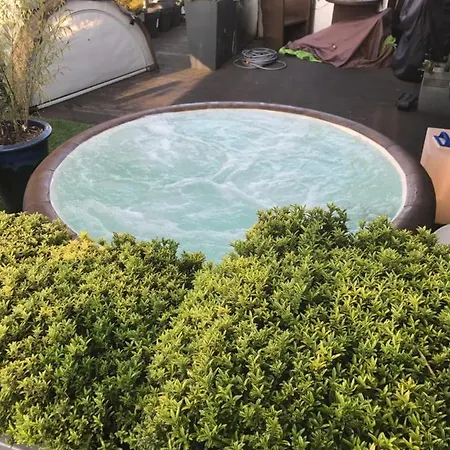 Contemporary Ancoats Penthouse With Large Private Terrace And Hot Tub Manchester