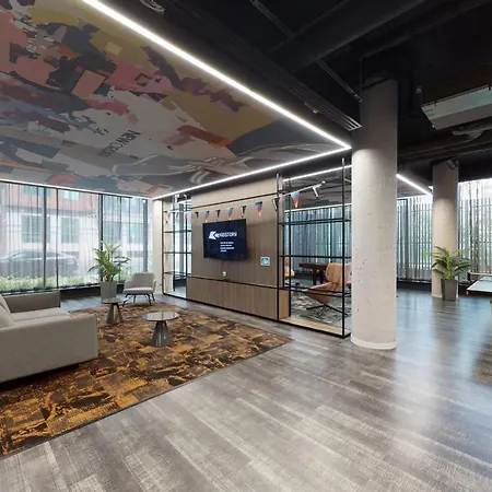 Canvas Apartment *