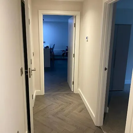 Lovely 2 Bedroom Apartment In Deansgate *